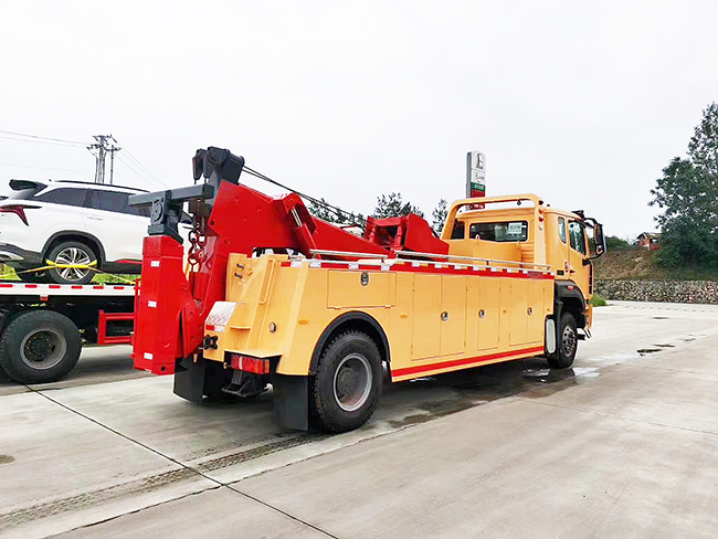 国六单桥重汽豪瀚拖吊联体清障车