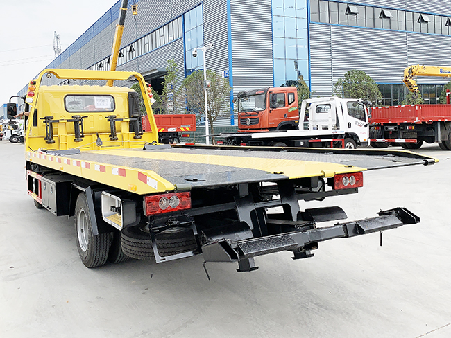 国六蓝牌欧马可一拖二清障车