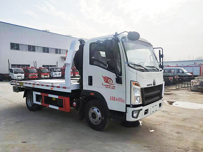 国六蓝牌重汽豪沃一拖二清障车