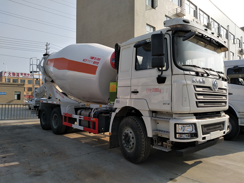 15方混凝土搅拌车陕汽德龙