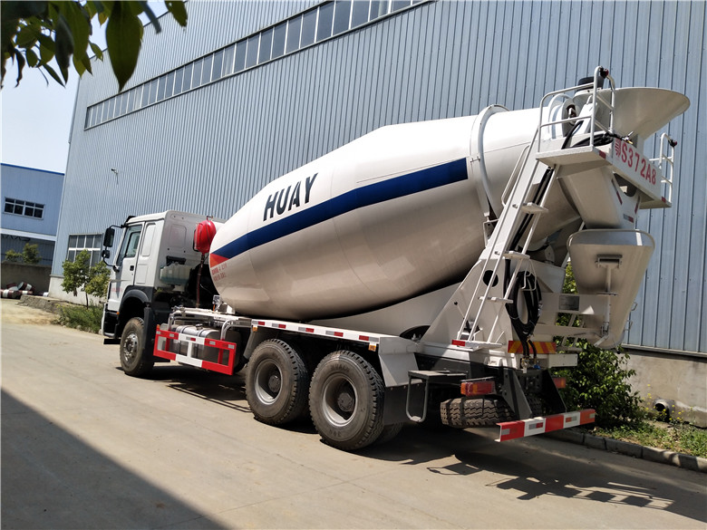 豪沃14方搅拌车厂家