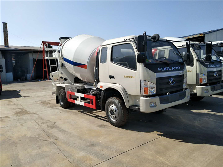 福田5方小型混凝土搅拌车