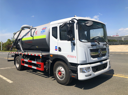 东风D9吸污车（国六）