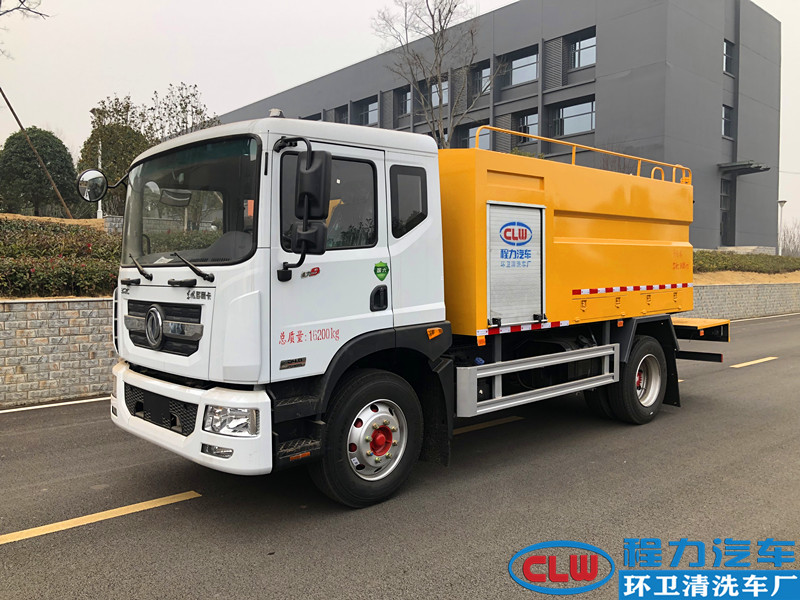 东风D9高压清洗车