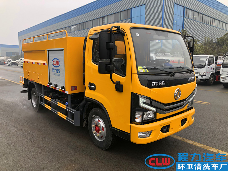 东风小多利卡高压清洗车 (带洒水)