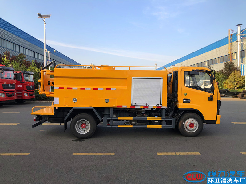 东风小多利卡高压清洗车（国六蓝牌）