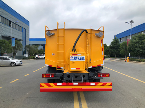 东风天锦清洗车（国六）