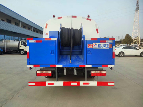 东风大多利卡清洗车（国六）