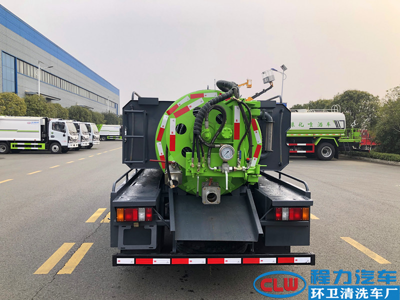 江铃顺达清洗吸污车（国六）