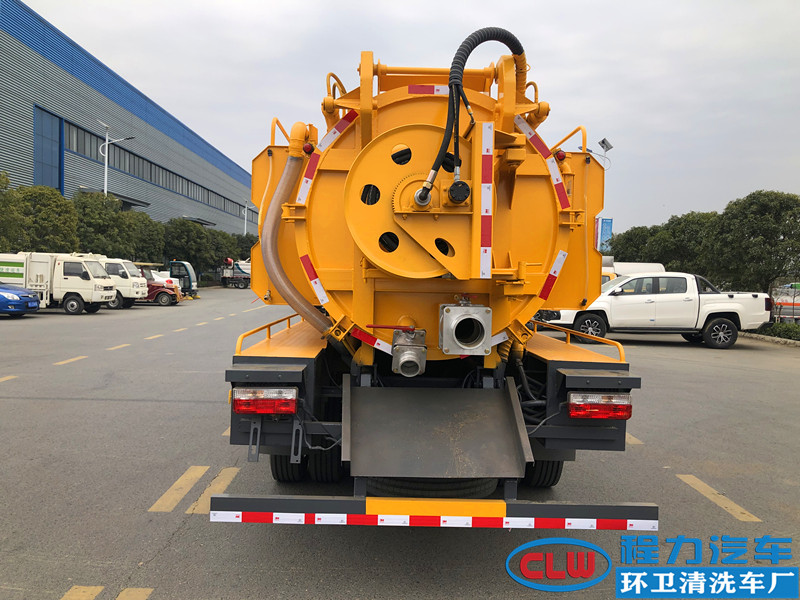 东风大多利卡清洗吸污车（国六）