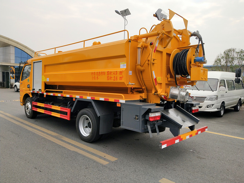 东风凯普特清洗吸污车