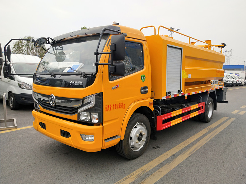 东风凯普特清洗吸污车