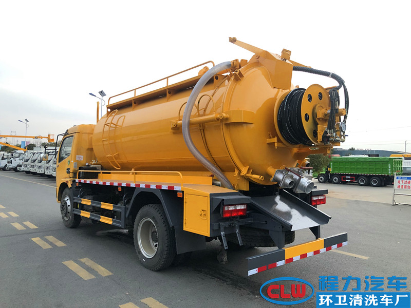东风福瑞卡清洗吸污车（国六）一体罐