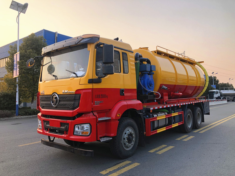 陕汽德龙后双桥清洗吸污车