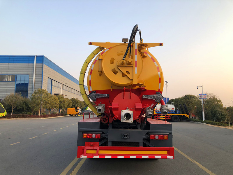 陕汽德龙后双桥清洗吸污车