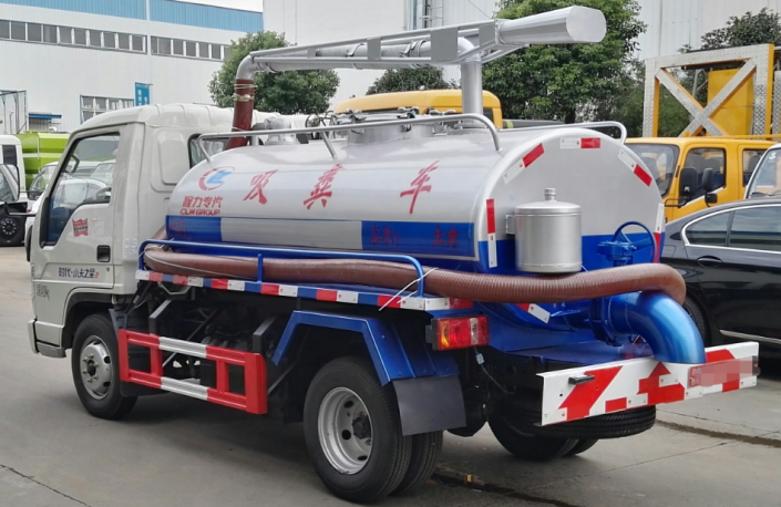 3方吸粪车
