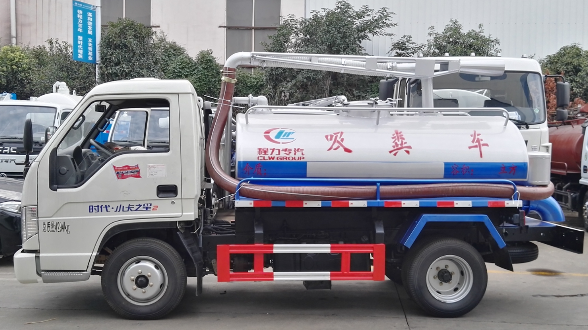 3方吸粪车