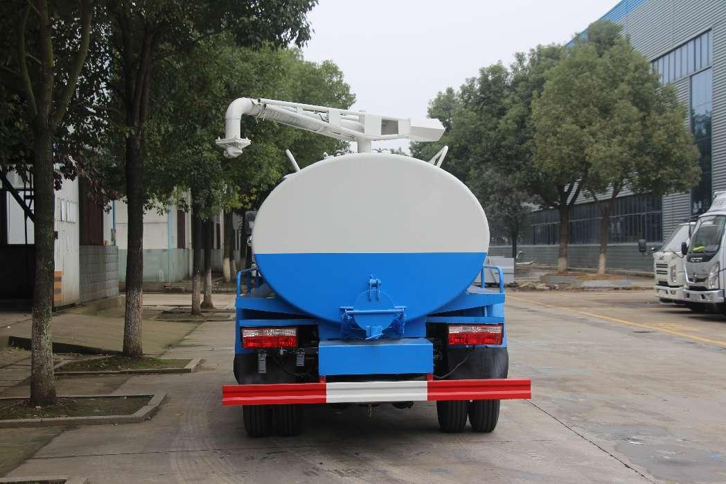 国六东风5方吸粪车